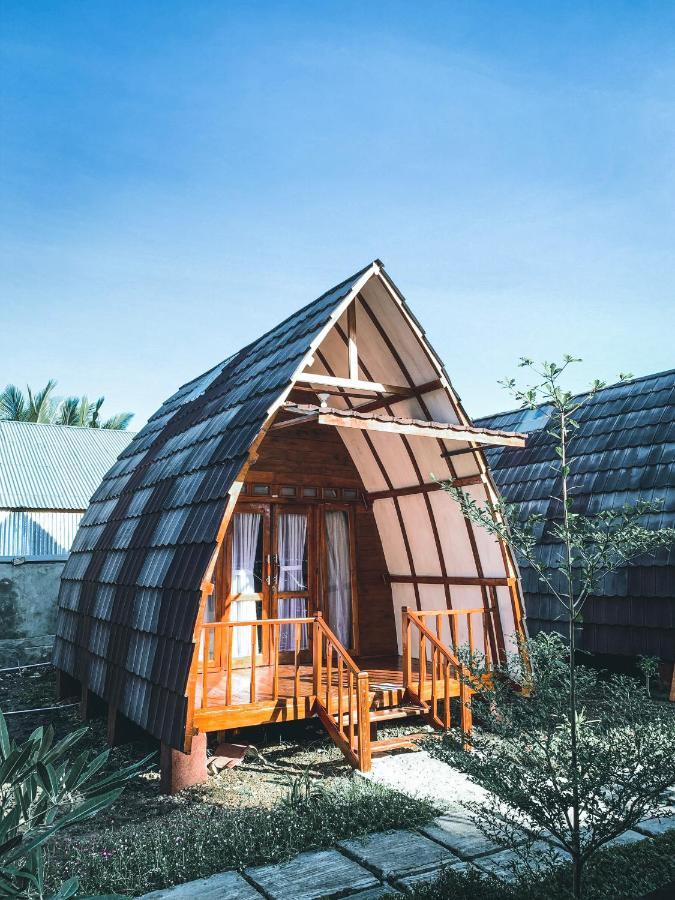 Raffles Inn Labuan Bajo Ngoại thất bức ảnh