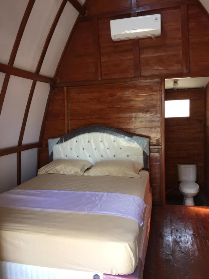 Raffles Inn Labuan Bajo Ngoại thất bức ảnh